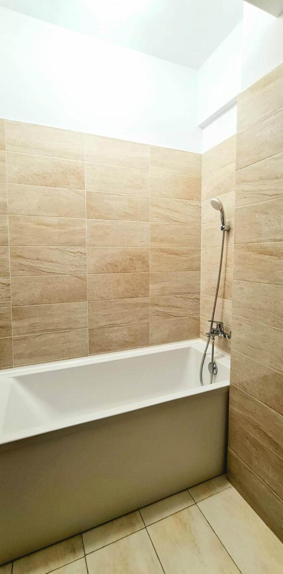 Cityscape Apartment Near Palas Mall Яссы Экстерьер фото
